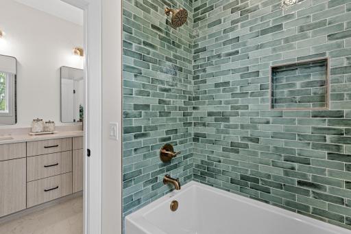 6100 Abbott Avenue S, Edina, MN 55410