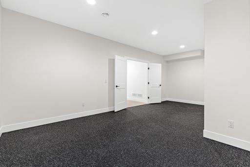 6100 Abbott Avenue S, Edina, MN 55410