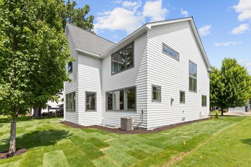 6100 Abbott Avenue S, Edina, MN 55410