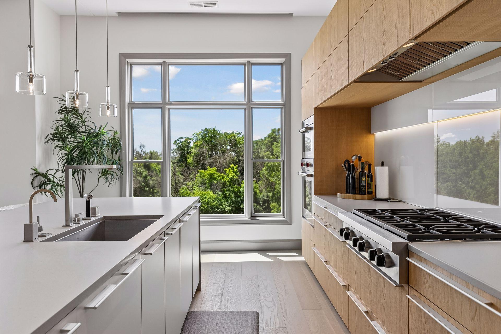Beautiful oversized window allows for a great view of Lake Street