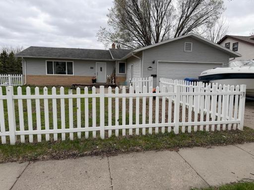 102 21st Avenue N, Fargo, ND 58102