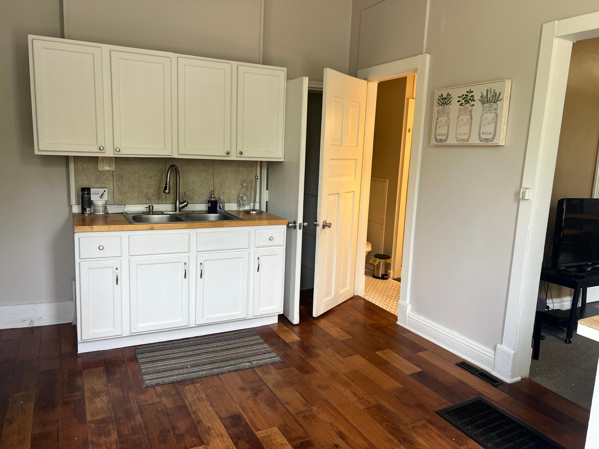 Unit 1: Kitchen