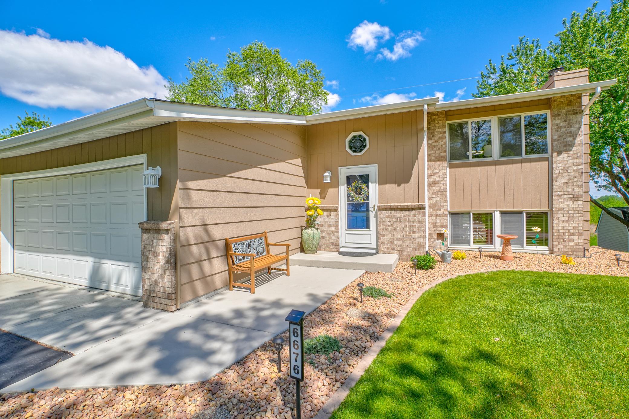 6676 Sandlewood Road-8.jpg