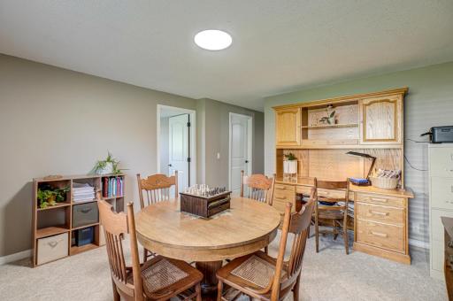 6676 Sandlewood Road, Saint Paul, MN 55125