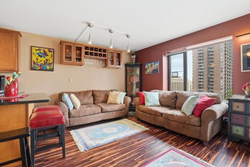15 S 1st Street, A606, Minneapolis, MN 55401