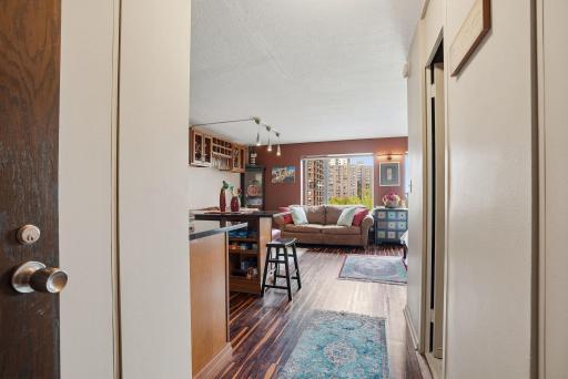 15 S 1st Street, A606, Minneapolis, MN 55401