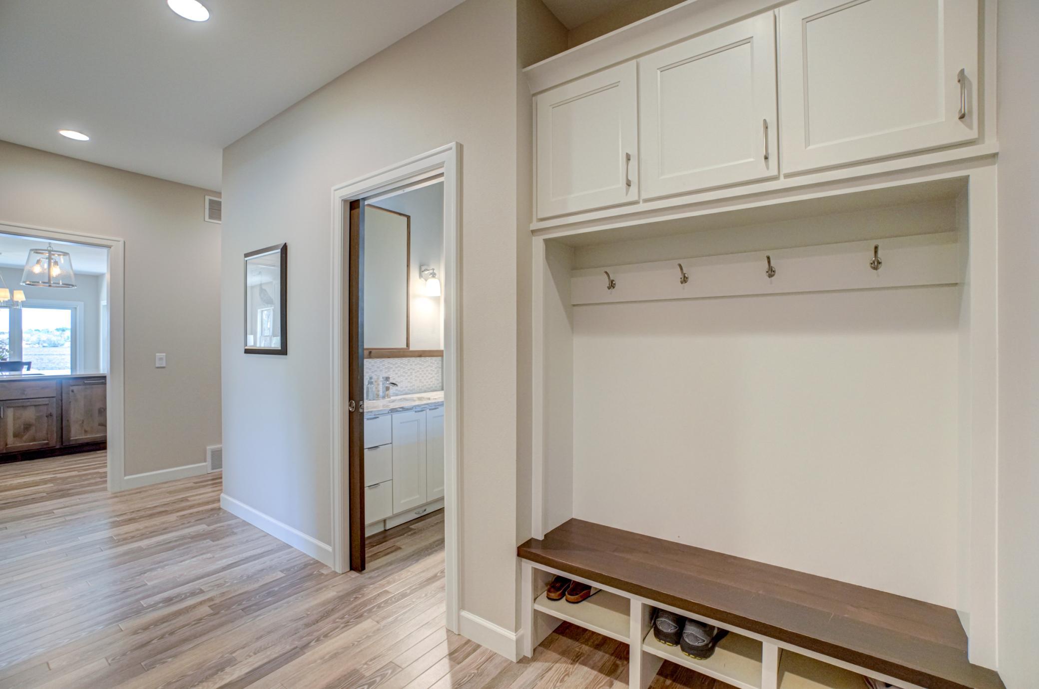 E6565 836th Ave-52.jpg