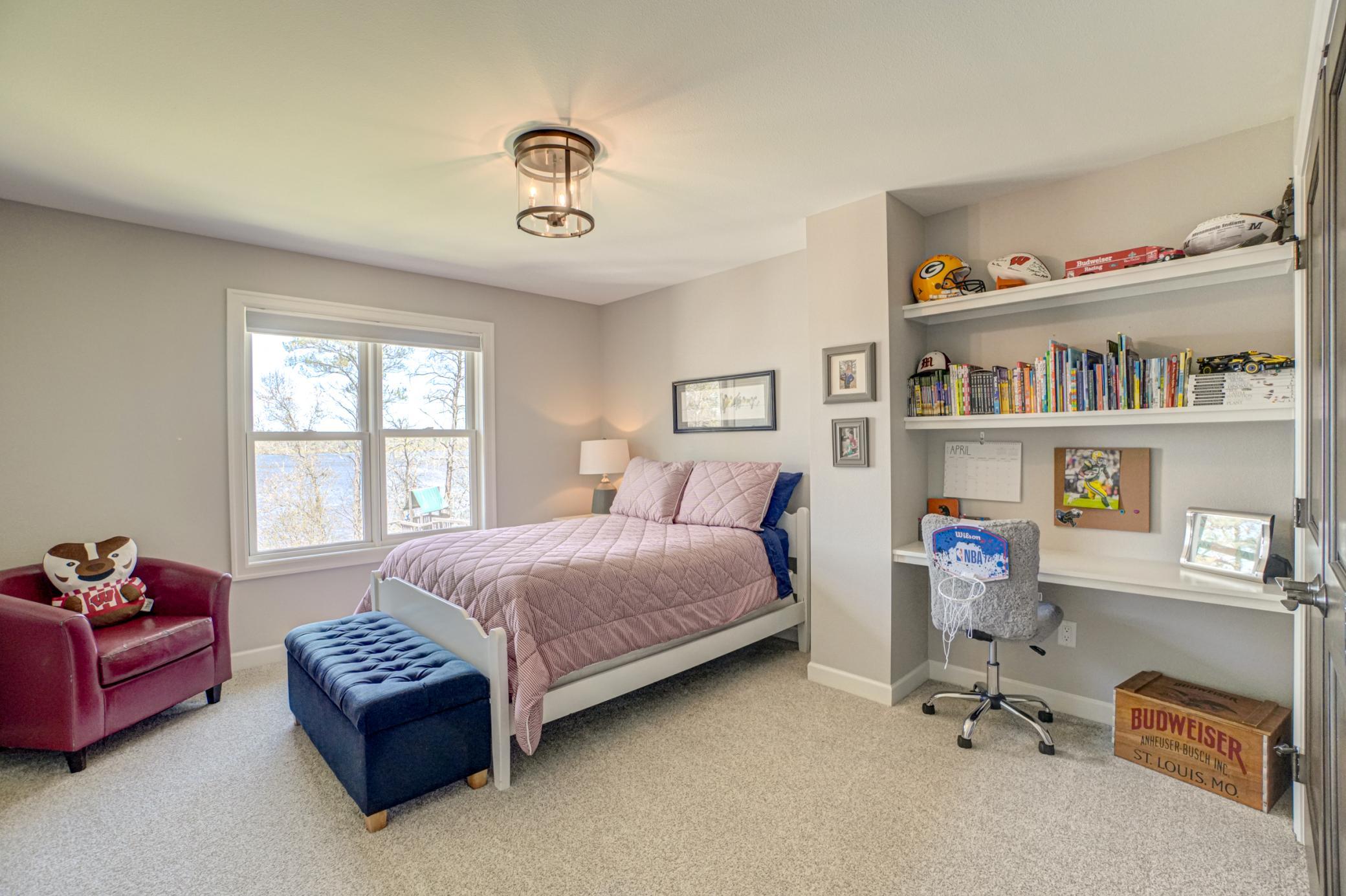 E6565 836th Ave-57.jpg