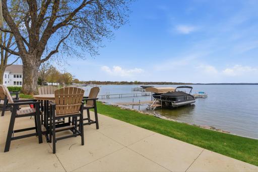 223 Lake Avenue S, Spicer, MN 56288