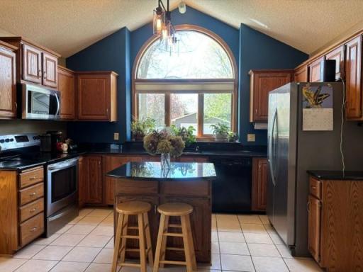 7130 Jocelyn Bay S, Cottage Grove, MN 55016
