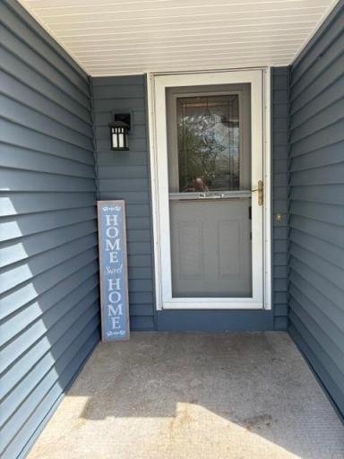 7130 Jocelyn Bay S, Cottage Grove, MN 55016
