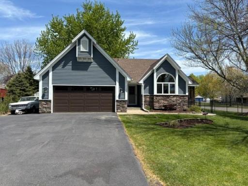 7130 Jocelyn Bay S, Cottage Grove, MN 55016