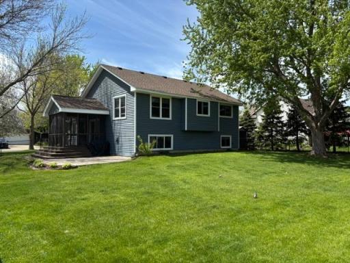 7130 Jocelyn Bay S, Cottage Grove, MN 55016