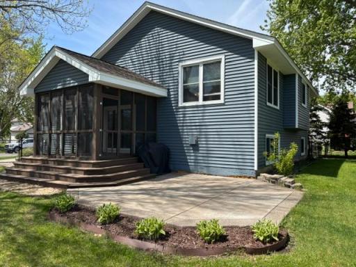 7130 Jocelyn Bay S, Cottage Grove, MN 55016