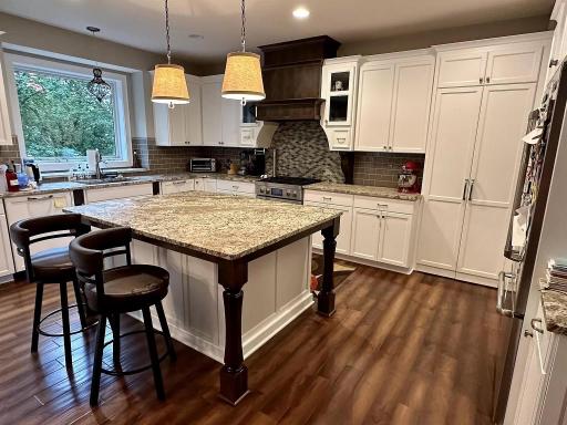 3512 Rainbow Drive, Minnetonka, MN 55345