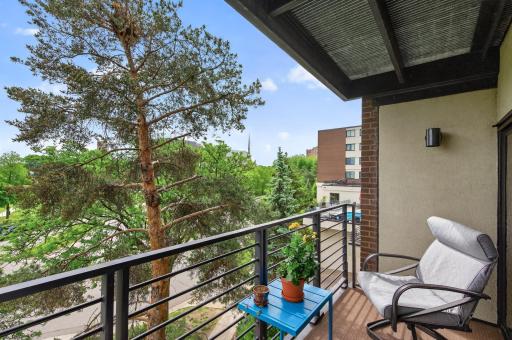 50 Groveland Terrace, C208, Minneapolis, MN 55403