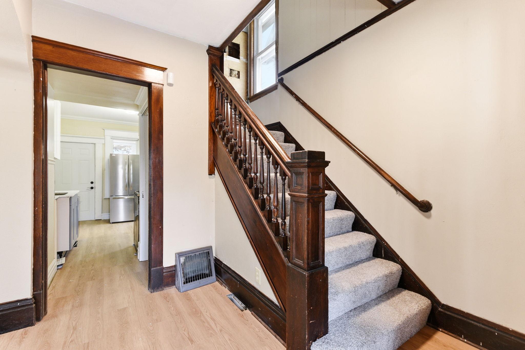 6-web-or-mls-345-Cook-Ave-E-06.jpg