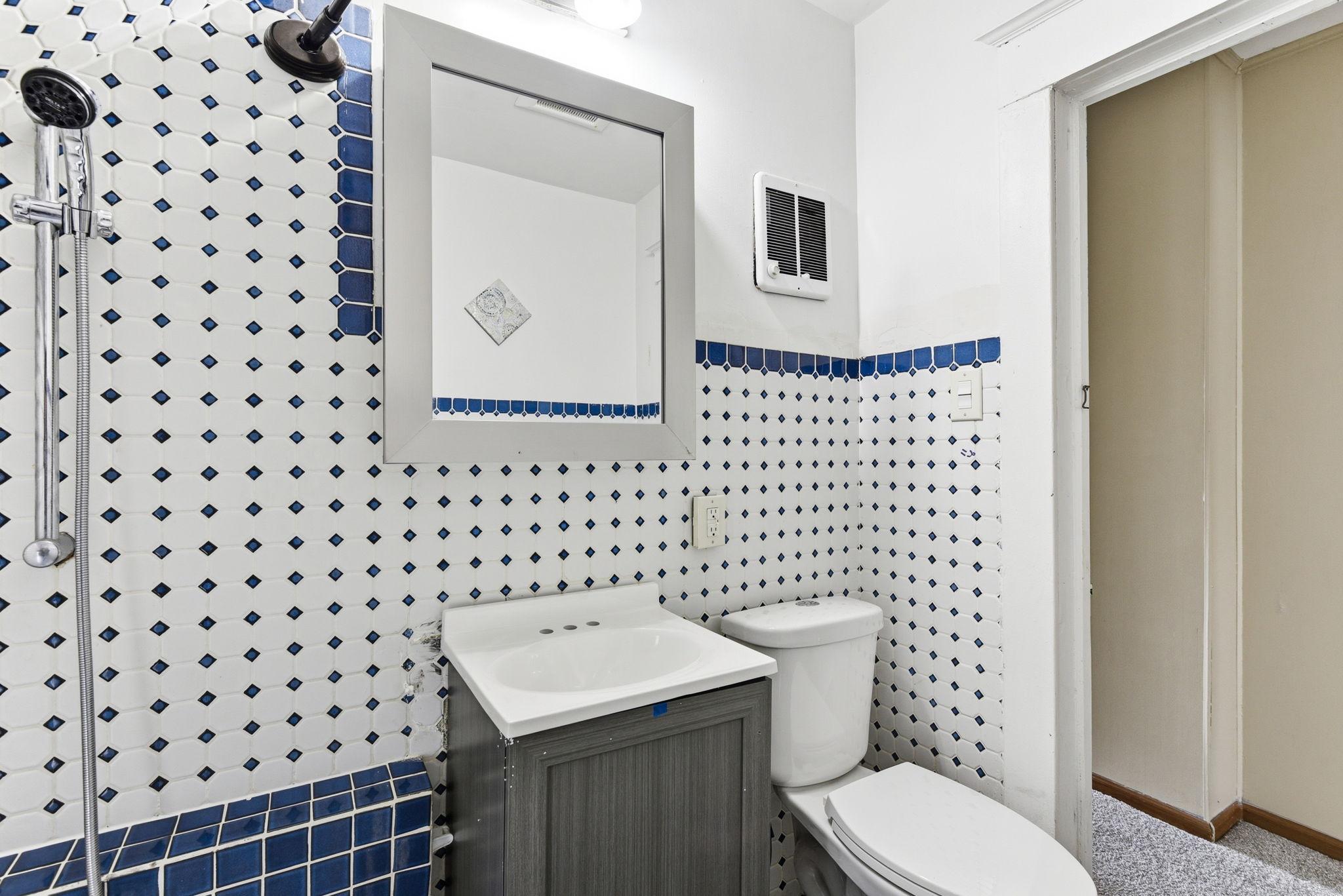 24-web-or-mls-345-Cook-Ave-E-24.jpg