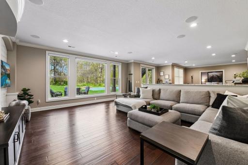 10020 Holloway Farms Road, Loretto, MN 55357