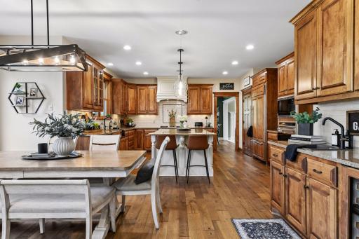 10020 Holloway Farms Road, Loretto, MN 55357