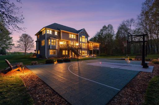 10020 Holloway Farms Road, Loretto, MN 55357
