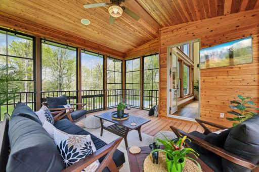 10020 Holloway Farms Road, Loretto, MN 55357