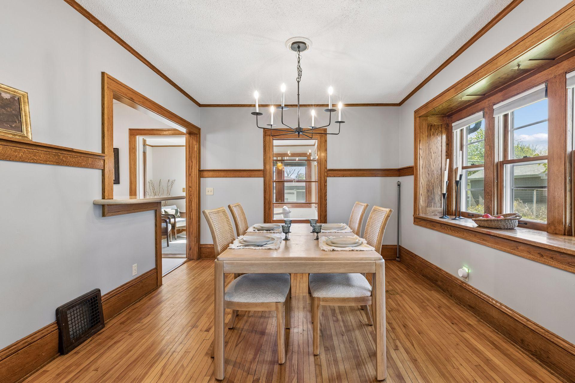 - Dining room