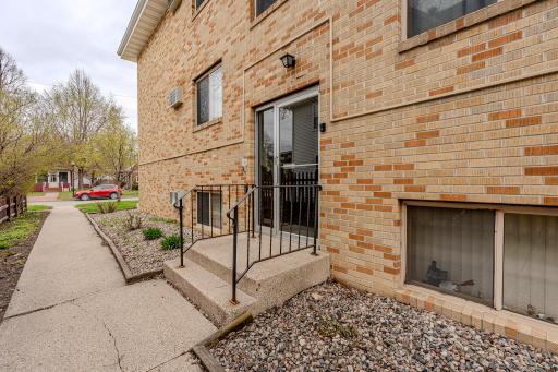 409 9th Avenue S, Fargo, ND 58103