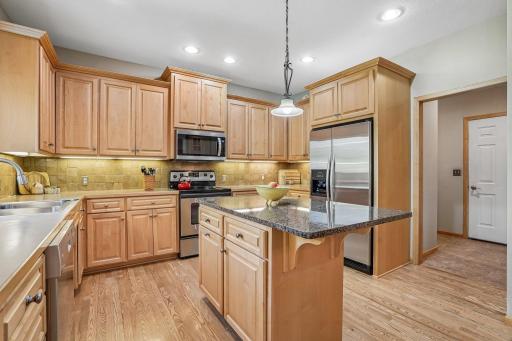 1325 Alton Lane, Hammond, WI 54015
