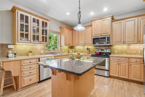 1325 Alton Lane, Hammond, WI 54015
