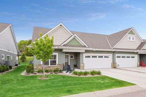 116 Vista Way, Waconia, MN 55387