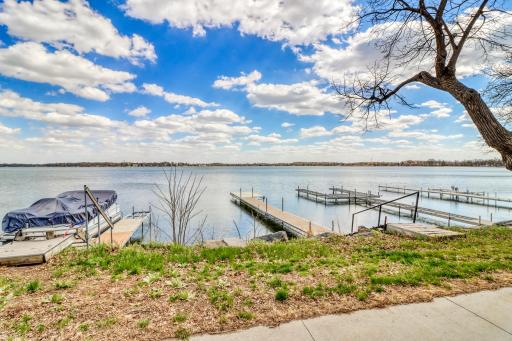 1044 Villa Lane, Detroit Lakes, MN 56501