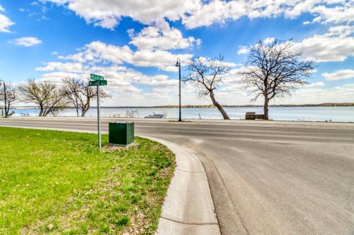 1044 Villa Lane, Detroit Lakes, MN 56501
