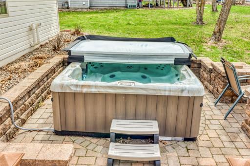 1044 Villa Lane, Detroit Lakes, MN 56501