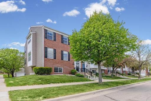 1724 Riverside Drive, Shakopee, MN 55379