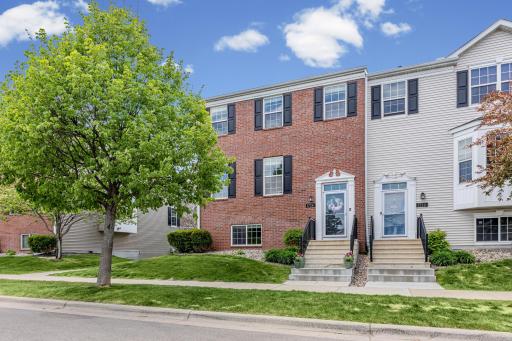 1724 Riverside Drive, Shakopee, MN 55379