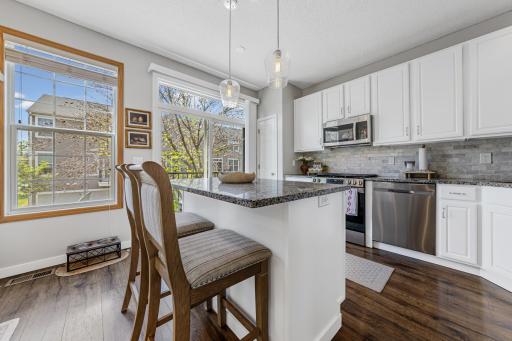 1724 Riverside Drive, Shakopee, MN 55379