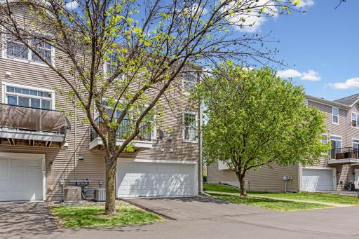1724 Riverside Drive, Shakopee, MN 55379