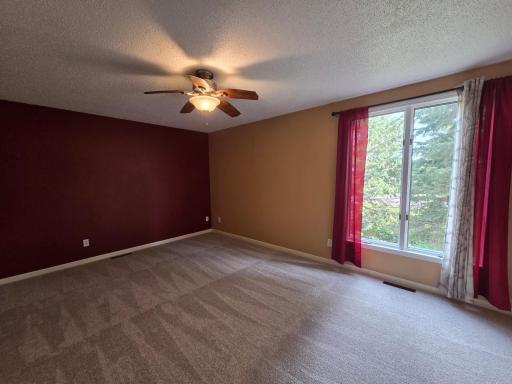 Primary Bedroom - Upper Level