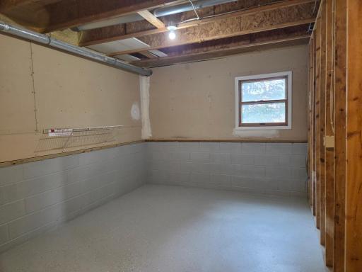 Utility/Laundry/Storage - Lower Level