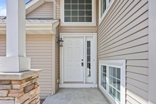 6030 Boulder Ridge Drive, Rockford, MN 55373