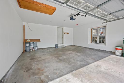 6030 Boulder Ridge Drive, Rockford, MN 55373