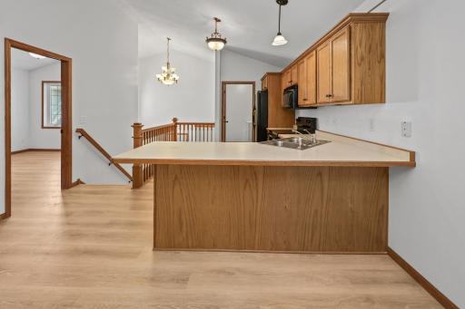 6030 Boulder Ridge Drive, Rockford, MN 55373