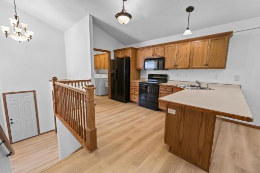 6030 Boulder Ridge Drive, Rockford, MN 55373
