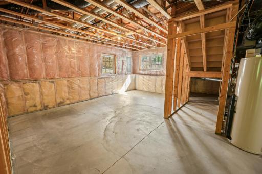 6030 Boulder Ridge Drive, Rockford, MN 55373
