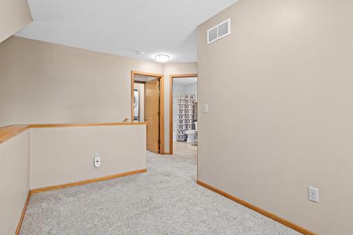 1958 Glenfield Court, 25, Eagan, MN 55122