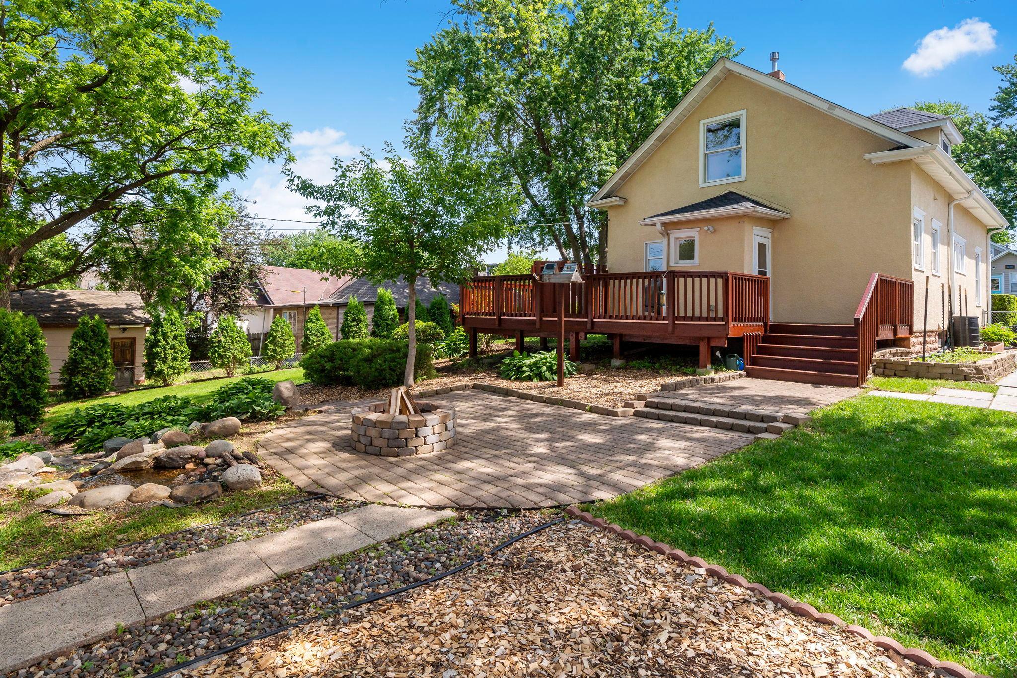 9-web-or-mls-3922 Van Buren St NE Minneapolis MN_0009 copy.jpg
