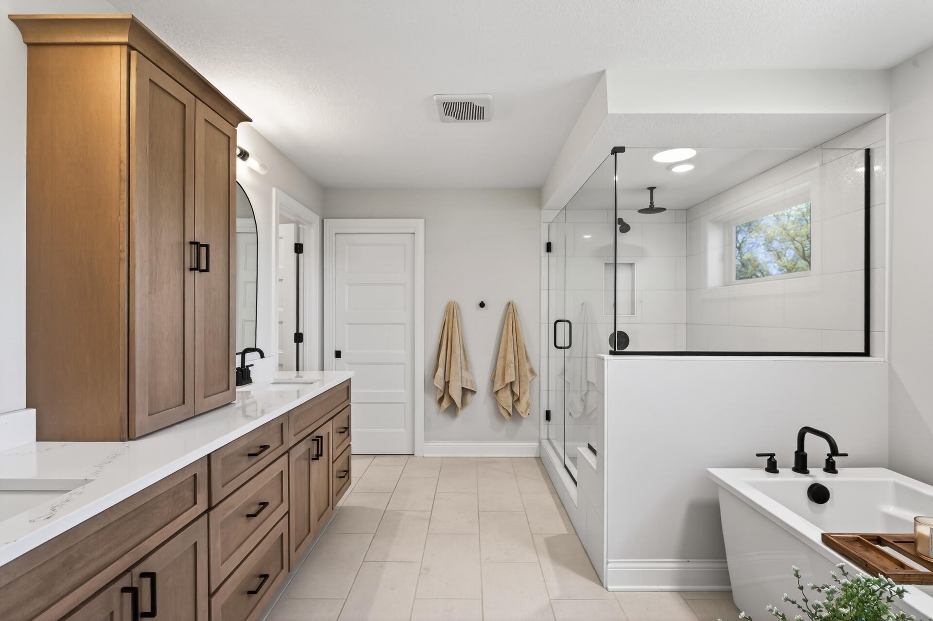 66_10485_56th_Place_N66_mls.jpg