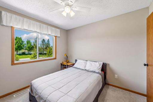 815 Quail Run, Waconia, MN 55387