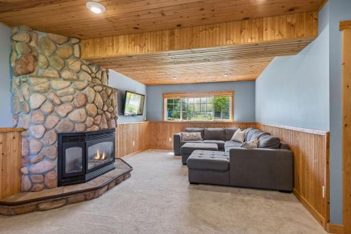 815 Quail Run, Waconia, MN 55387